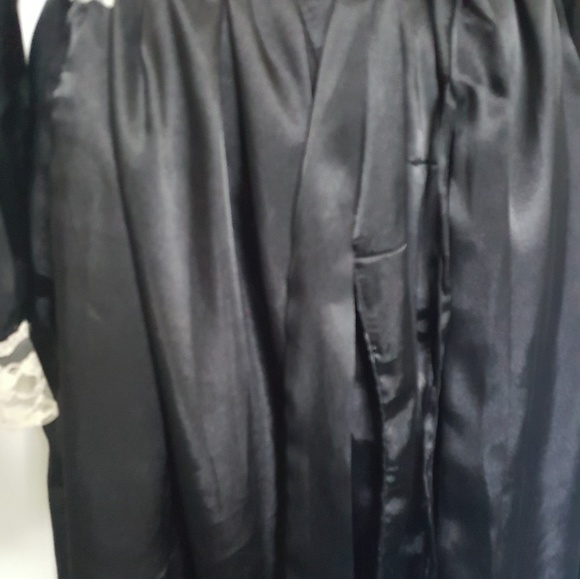 🍀SALE🍀Black and Lace Robe - Picture 2 of 5